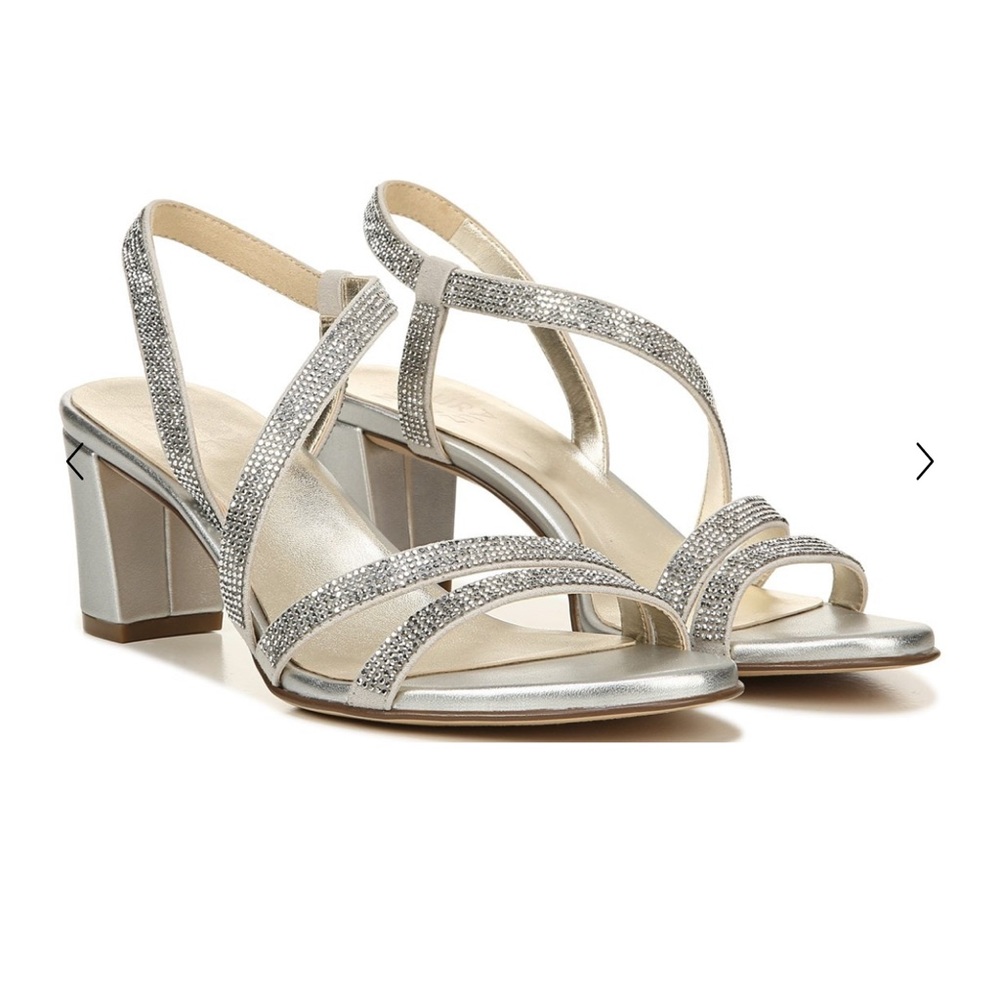 Naturalizer Vanessa dress heels